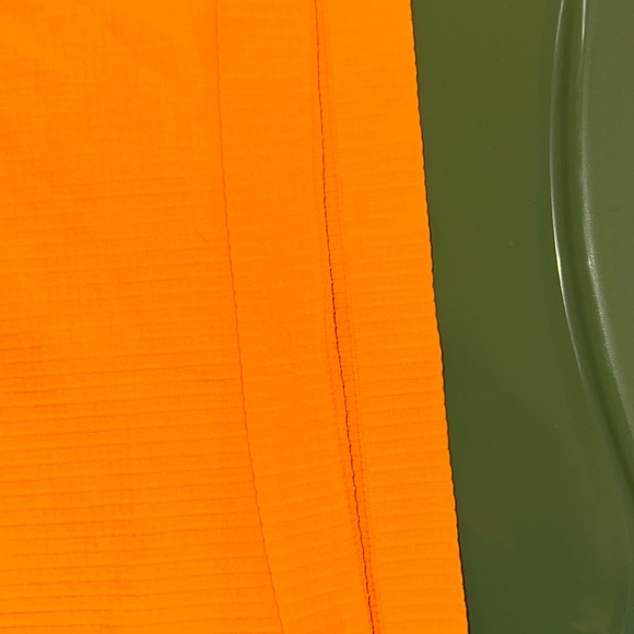 Zyia Fitted Muscle Tank - Picture 5 of 6